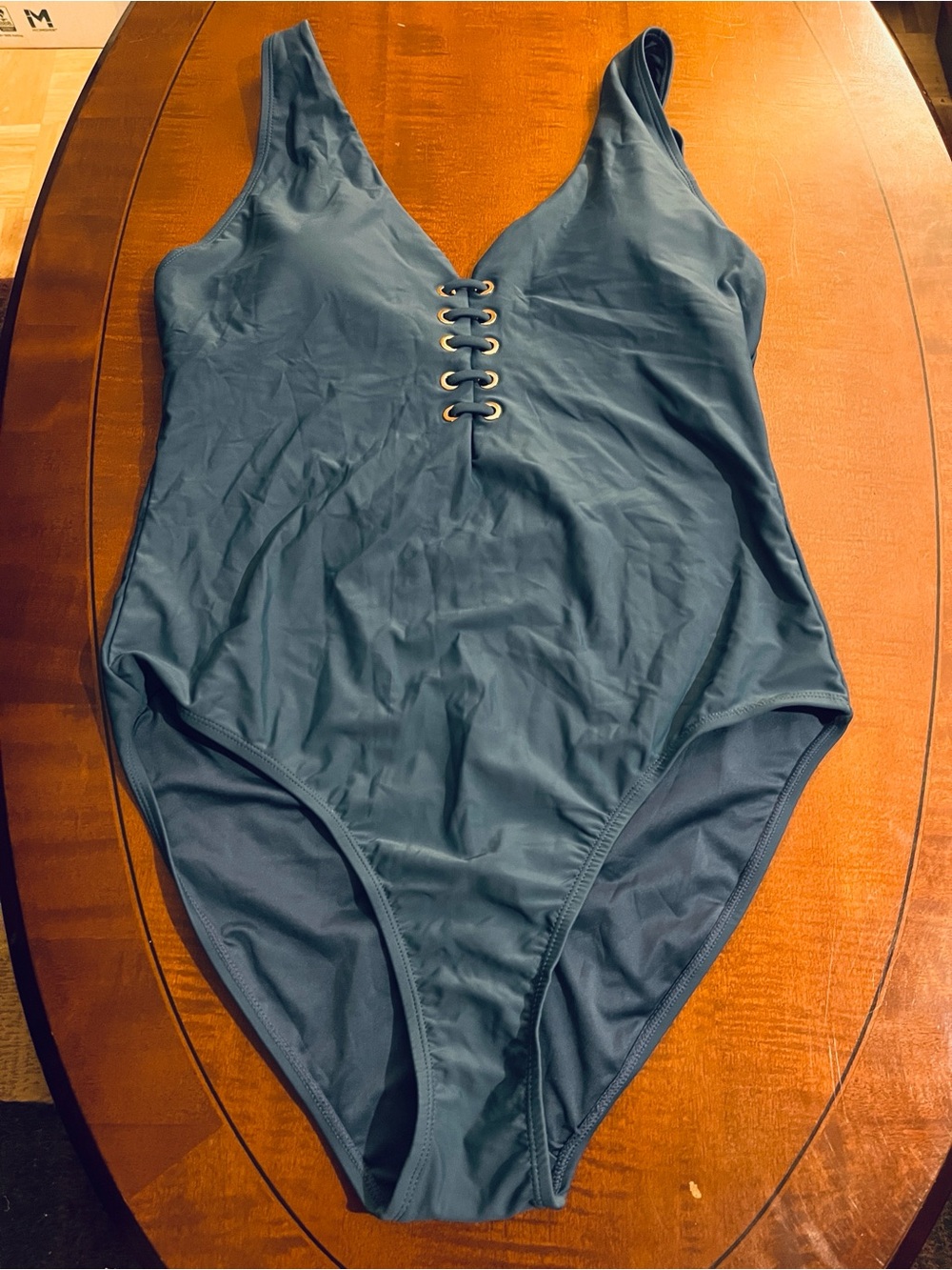 BCBGMAXAZRIA one-piece swimsuit Faux lace-up. Removable cups. Grey-blue XL. NWT - Picture 9 of 10